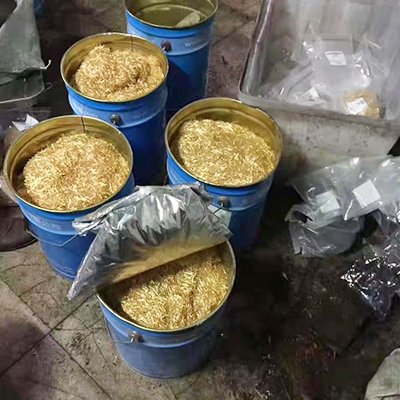 ���հ���